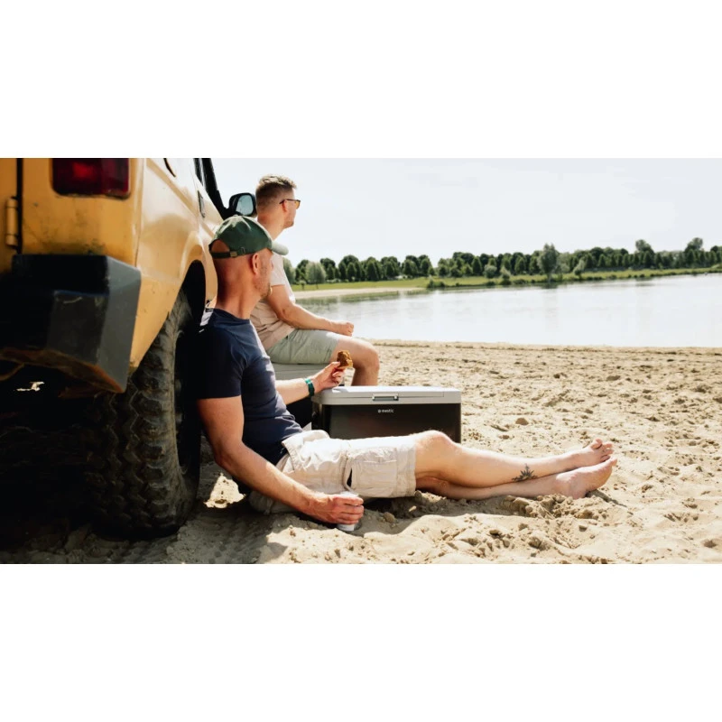 MESTIC Cool Box MCC-25 5 MESTIC Cool Box MCC-25 – Image 3